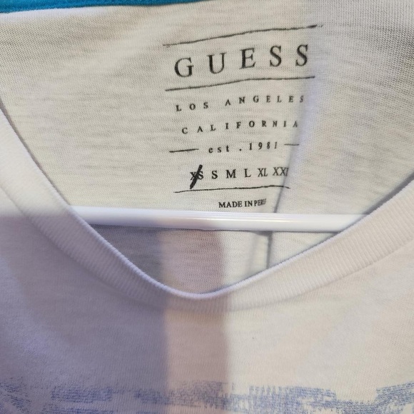 Guess White and Blue Graphic Tee - Picture 3 of 3